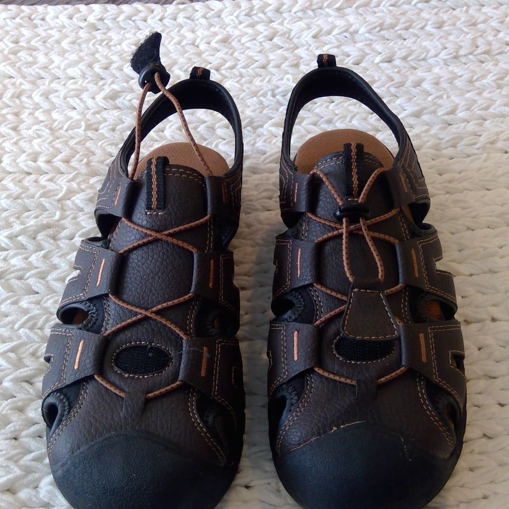 Men's Brown Closed-Toe Outdoor Fisherman Sandals - Casual Trail Comfort - Picture 9 of 9